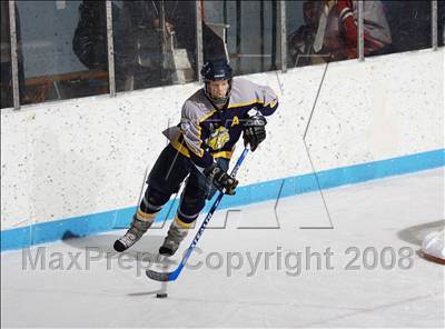 Thumbnail 2 in Webster-Thomas vs Thousand Islands (NYSPHSAA D2 Final) photogallery.