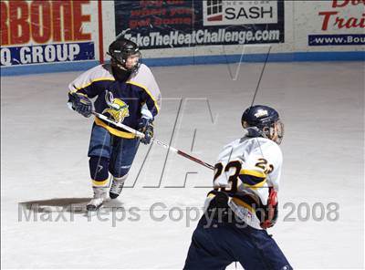 Thumbnail 3 in Webster-Thomas vs Thousand Islands (NYSPHSAA D2 Final) photogallery.