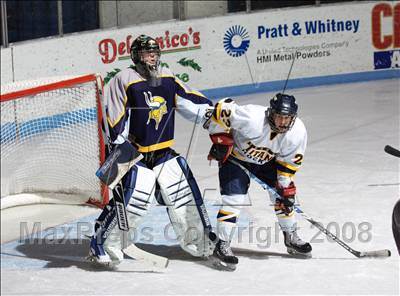 Thumbnail 2 in Webster-Thomas vs Thousand Islands (NYSPHSAA D2 Final) photogallery.