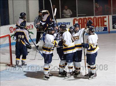 Thumbnail 1 in Webster-Thomas vs Thousand Islands (NYSPHSAA D2 Final) photogallery.