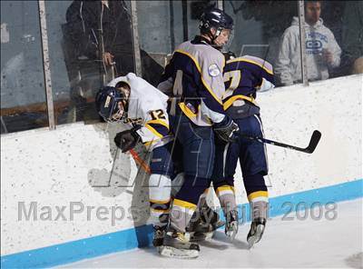 Thumbnail 2 in Webster-Thomas vs Thousand Islands (NYSPHSAA D2 Final) photogallery.