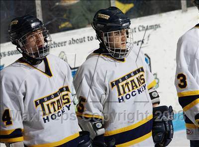 Thumbnail 3 in Webster-Thomas vs Thousand Islands (NYSPHSAA D2 Final) photogallery.