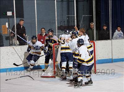 Thumbnail 3 in Webster-Thomas vs Thousand Islands (NYSPHSAA D2 Final) photogallery.