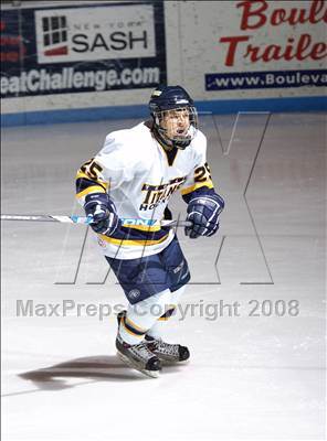 Thumbnail 2 in Webster-Thomas vs Thousand Islands (NYSPHSAA D2 Final) photogallery.