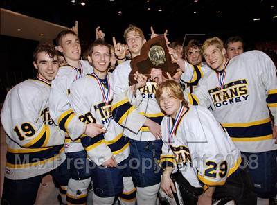 Thumbnail 3 in Webster-Thomas vs Thousand Islands (NYSPHSAA D2 Final) photogallery.
