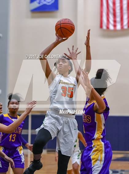 Thumbnail 3 in Houston [Sam] vs Brackenridge photogallery.