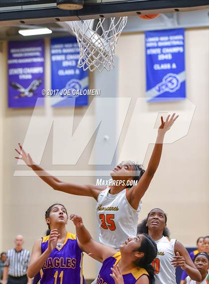 Thumbnail 2 in Houston [Sam] vs Brackenridge photogallery.