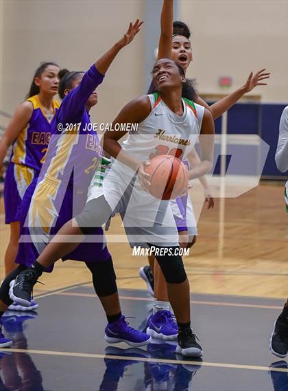 Thumbnail 1 in Houston [Sam] vs Brackenridge photogallery.
