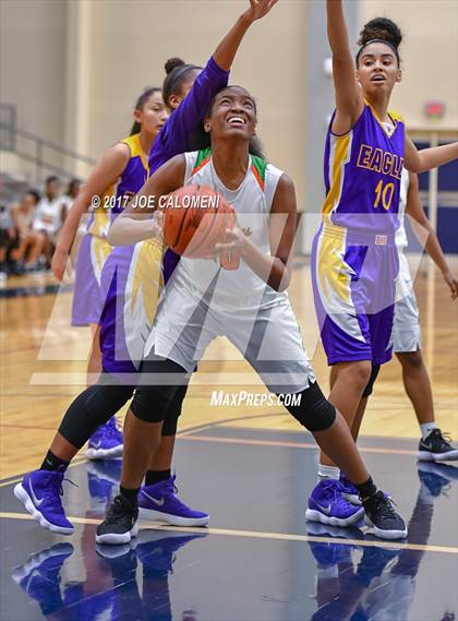 Thumbnail 2 in Houston [Sam] vs Brackenridge photogallery.