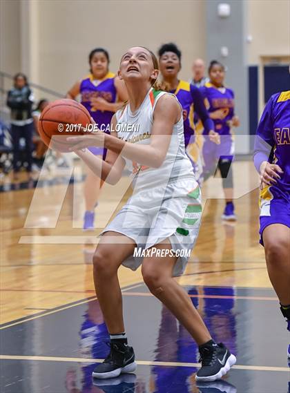 Thumbnail 2 in Houston [Sam] vs Brackenridge photogallery.