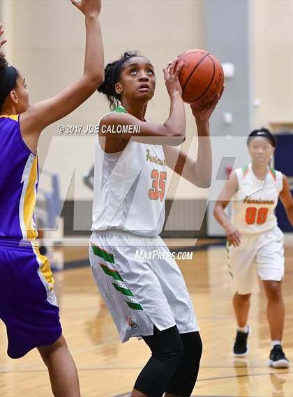 Thumbnail 1 in Houston [Sam] vs Brackenridge photogallery.