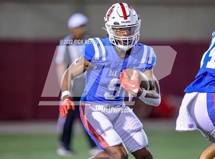 Thumbnail 3 in Oak Ridge vs Grand Oaks photogallery.