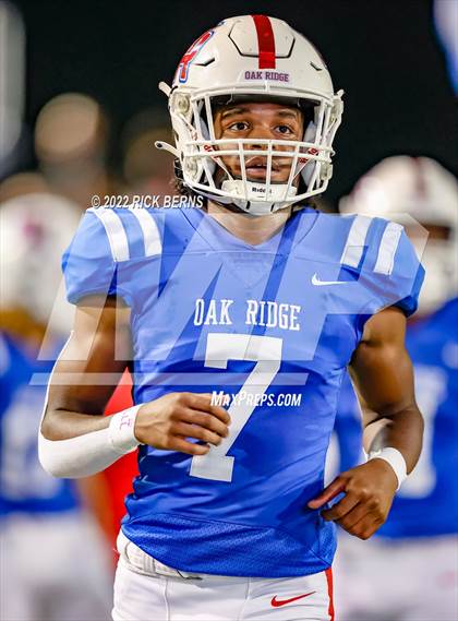 Thumbnail 2 in Oak Ridge vs Grand Oaks photogallery.