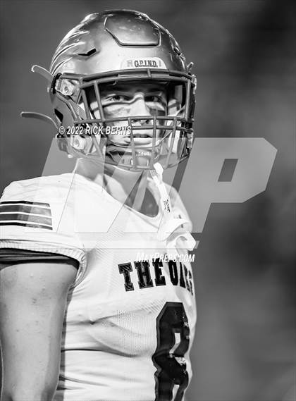 Thumbnail 3 in Oak Ridge vs Grand Oaks photogallery.