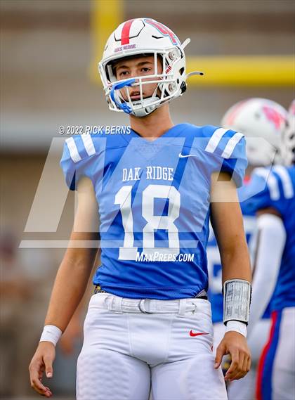 Thumbnail 3 in Oak Ridge vs Grand Oaks photogallery.