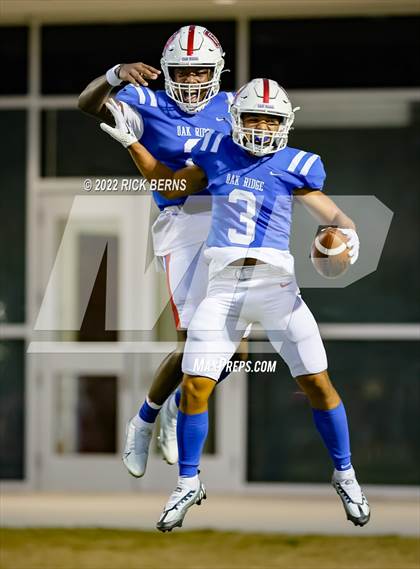 Thumbnail 3 in Oak Ridge vs Grand Oaks photogallery.