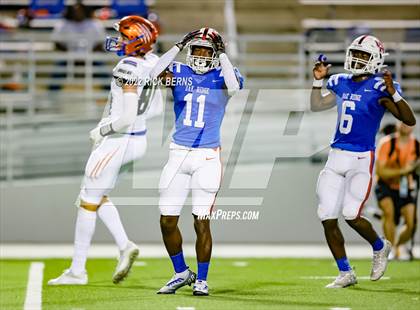 Thumbnail 3 in Oak Ridge vs Grand Oaks photogallery.