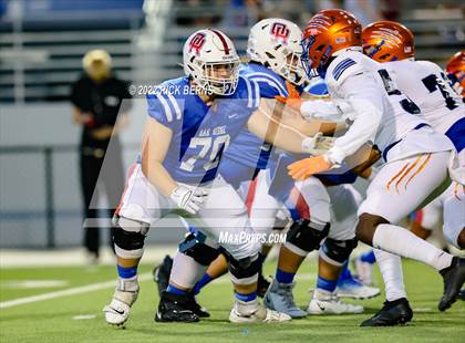 Thumbnail 3 in Oak Ridge vs Grand Oaks photogallery.
