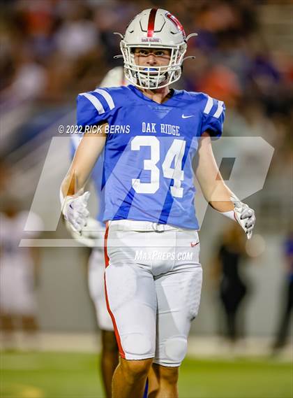 Thumbnail 1 in Oak Ridge vs Grand Oaks photogallery.