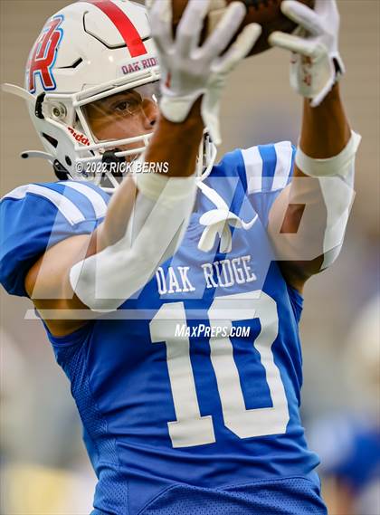 Thumbnail 1 in Oak Ridge vs Grand Oaks photogallery.