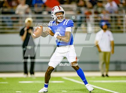 Thumbnail 3 in Oak Ridge vs Grand Oaks photogallery.