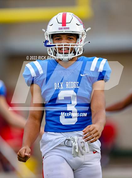 Thumbnail 1 in Oak Ridge vs Grand Oaks photogallery.