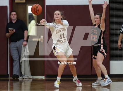 Thumbnail 3 in Amanda-Clearcreek @ Berne Union photogallery.