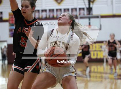 Thumbnail 3 in Amanda-Clearcreek @ Berne Union photogallery.