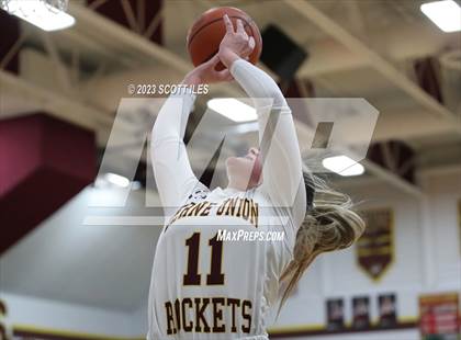 Thumbnail 1 in Amanda-Clearcreek @ Berne Union photogallery.