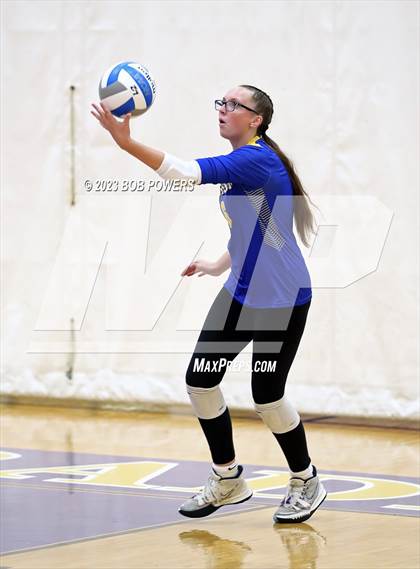 Thumbnail 3 in Robinson @ Lake Braddock photogallery.