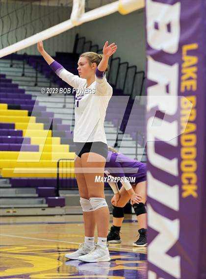 Thumbnail 1 in Robinson @ Lake Braddock photogallery.