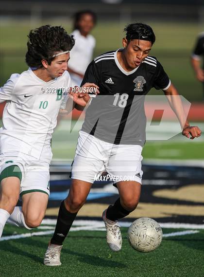 Thumbnail 1 in Bonita @ Azusa photogallery.