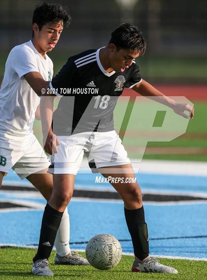 Thumbnail 3 in Bonita @ Azusa photogallery.