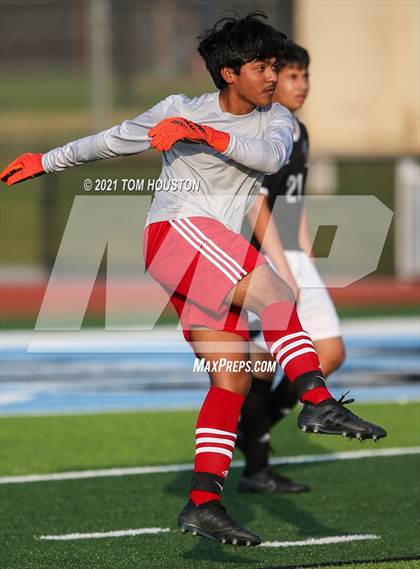 Thumbnail 1 in Bonita @ Azusa photogallery.