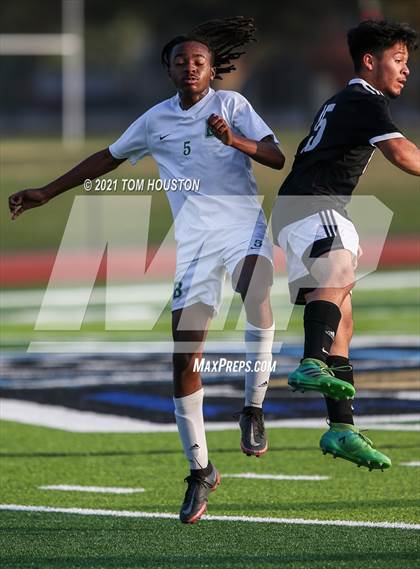 Thumbnail 3 in Bonita @ Azusa photogallery.