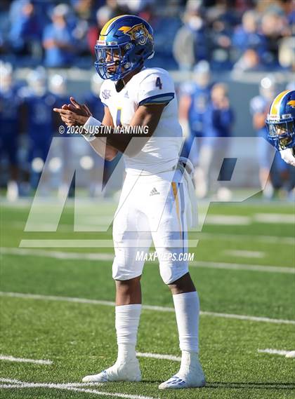 Thumbnail 1 in Bryant vs. North Little Rock (AAA 7A Final) photogallery.