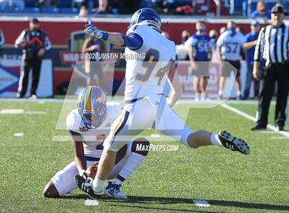 Thumbnail 2 in Bryant vs. North Little Rock (AAA 7A Final) photogallery.