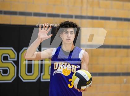 Thumbnail 2 in Ukiah @ Windsor photogallery.
