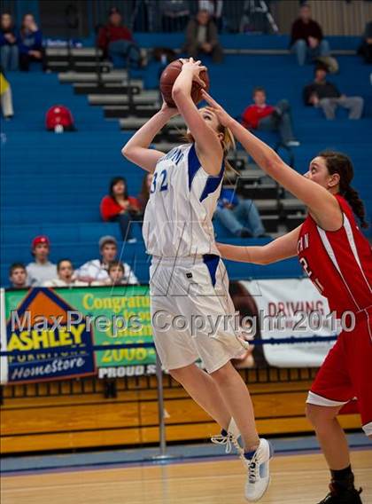 Thumbnail 1 in Fremont vs American Fork (Utah 5A Quaterfinal) photogallery.