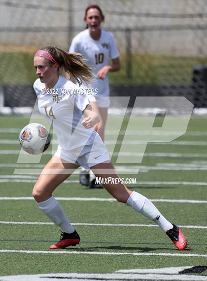 Thumbnail 3 in Ardrey Kell vs. West Forsyth photogallery.