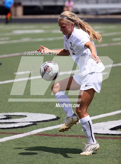Thumbnail 3 in Ardrey Kell vs. West Forsyth photogallery.