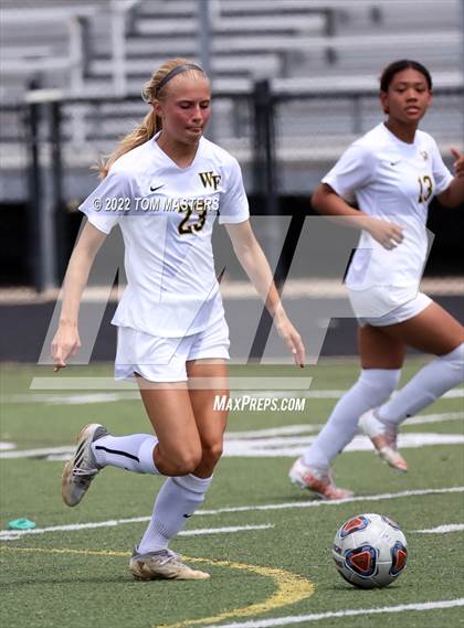 Thumbnail 2 in Ardrey Kell vs. West Forsyth photogallery.
