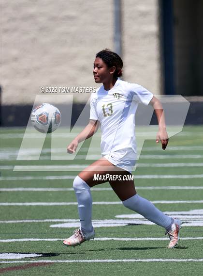 Thumbnail 2 in Ardrey Kell vs. West Forsyth photogallery.