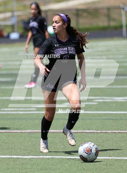 Thumbnail 3 in Ardrey Kell vs. West Forsyth photogallery.