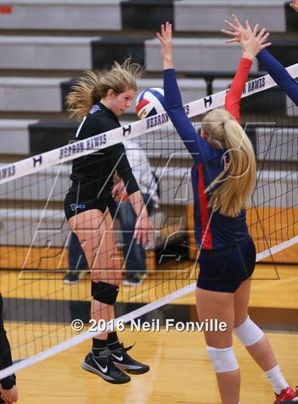 Thumbnail 2 in Allen @ Hebron photogallery.