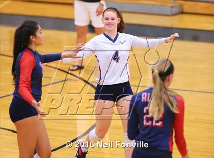 Thumbnail 1 in Allen @ Hebron photogallery.