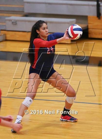 Thumbnail 1 in Allen @ Hebron photogallery.
