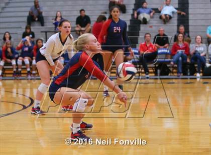 Thumbnail 2 in Allen @ Hebron photogallery.