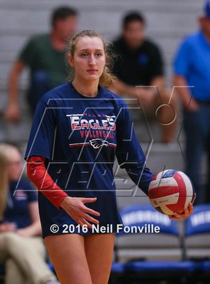 Thumbnail 1 in Allen @ Hebron photogallery.