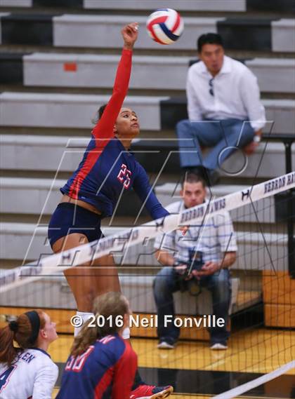 Thumbnail 2 in Allen @ Hebron photogallery.